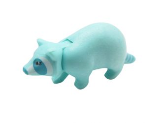 Waschbär groß stehend